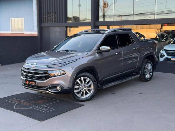 FIAT TORO 2.0 16V TURBO DIESEL VOLCANO 4WD AT9